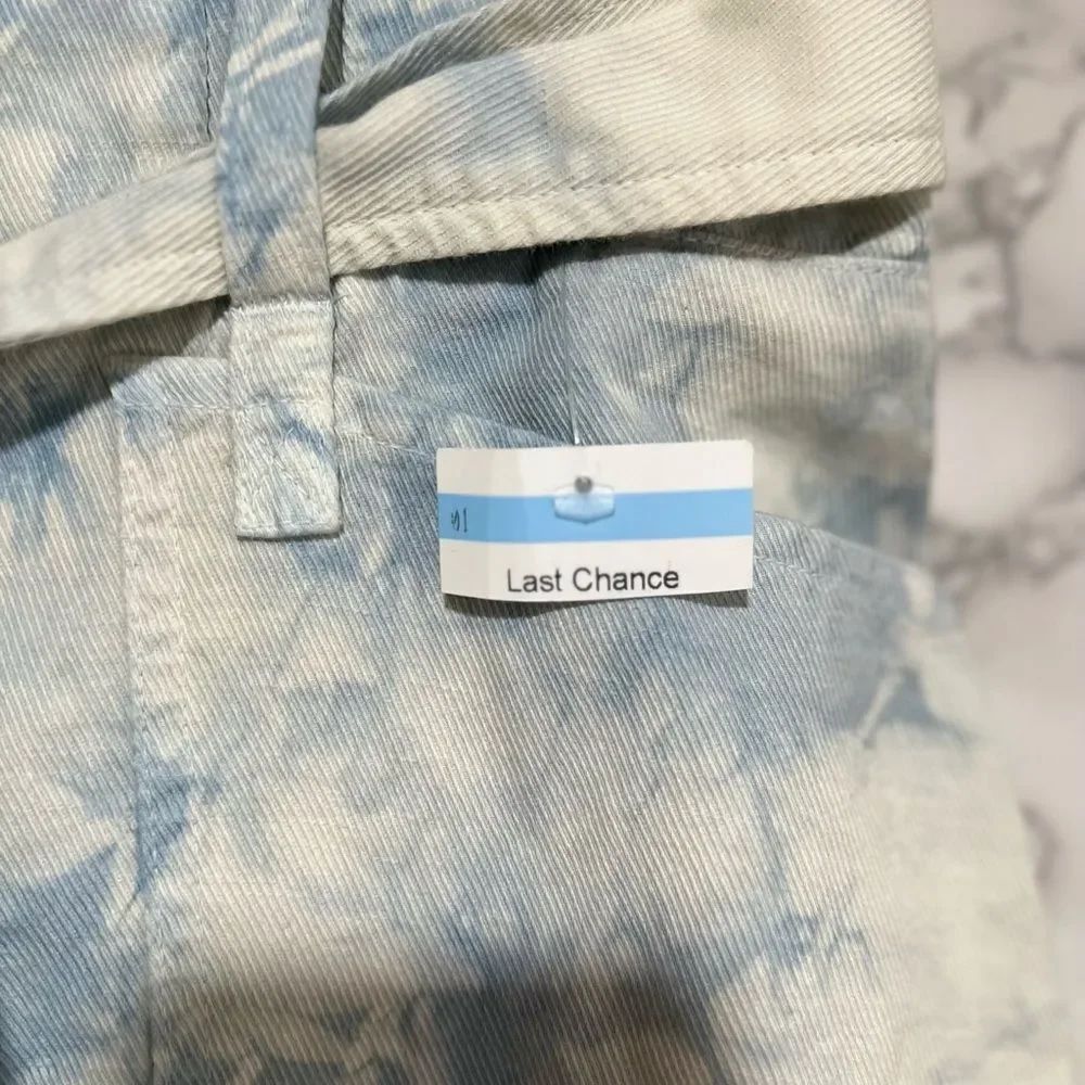 A.L.C. Davidson Linen-Blend Short - Picture 4 of 8